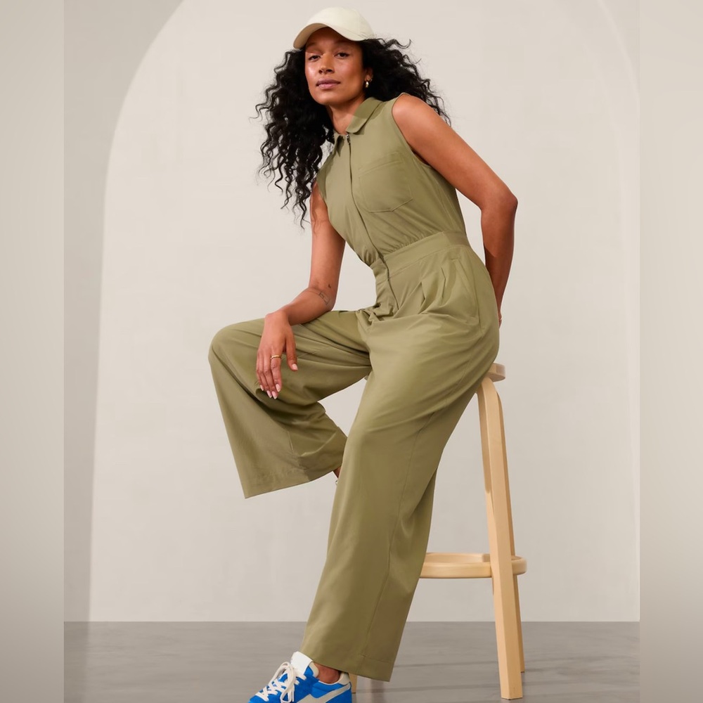 NWT ATHLETA Brooklyn Heights Wide Leg Jumpsuit Retro 14T Olive